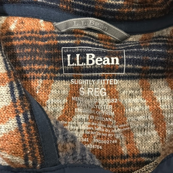 L.L. Bean Quarter Zip - Picture 3 of 4